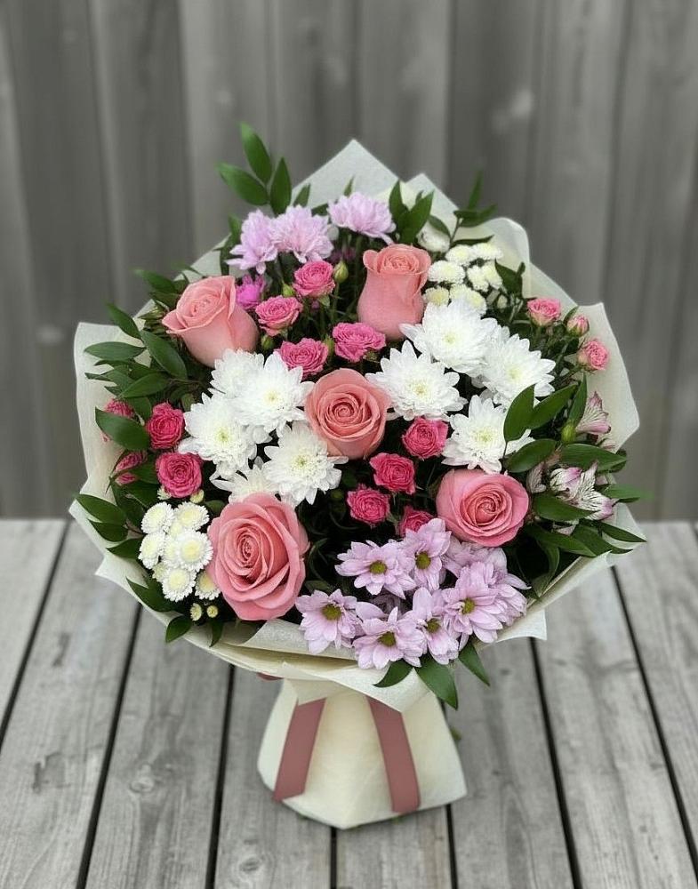 Букет цветов из: Альстромерии, Гвоздики, Розы и Хризантемы в Рощино Новгородская область