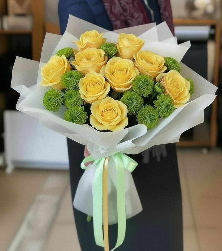 Букет цветов из: Хризантемы и Розы в Рощино Новгородская область