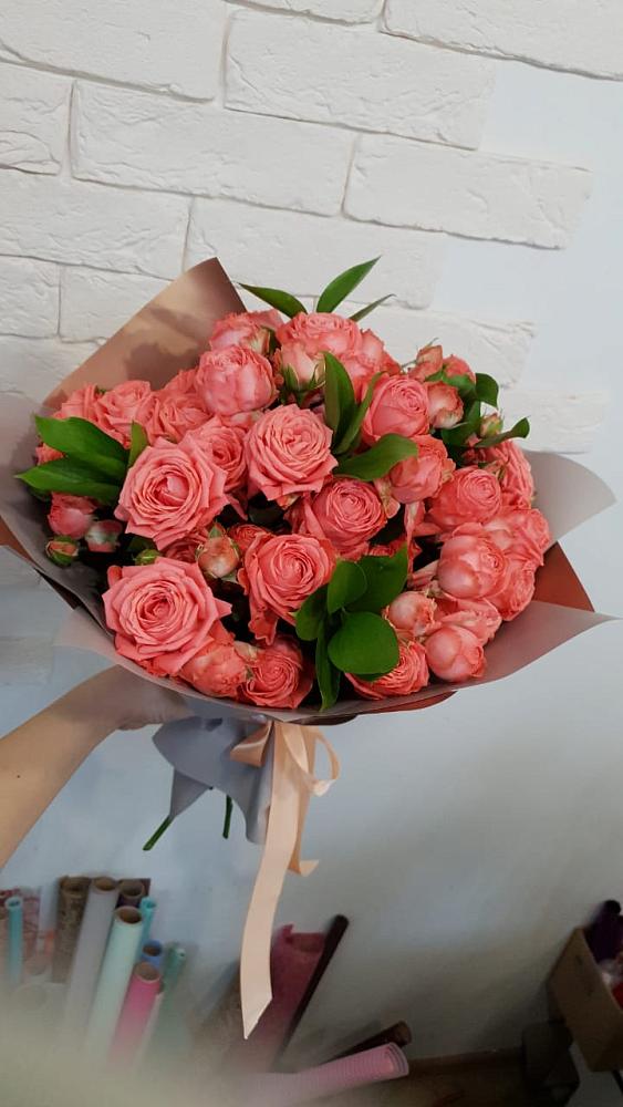 Букет цветов из: Розы в Рощино Новгородская область