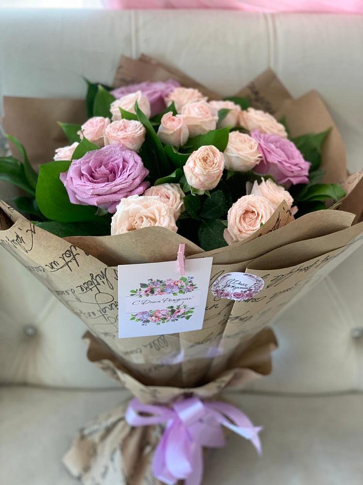 Букет цветов из: Розы в Рощино Новгородская область