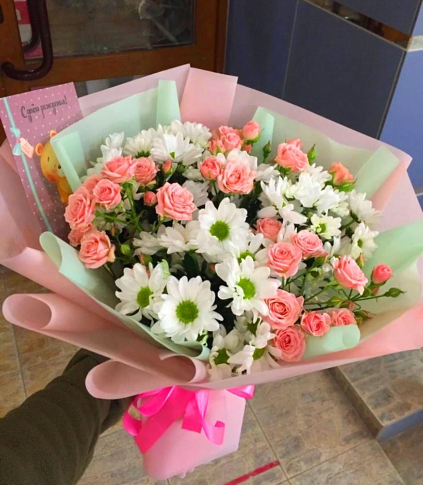 Букет цветов из: Розы и Хризантемы в Рощино Новгородская область