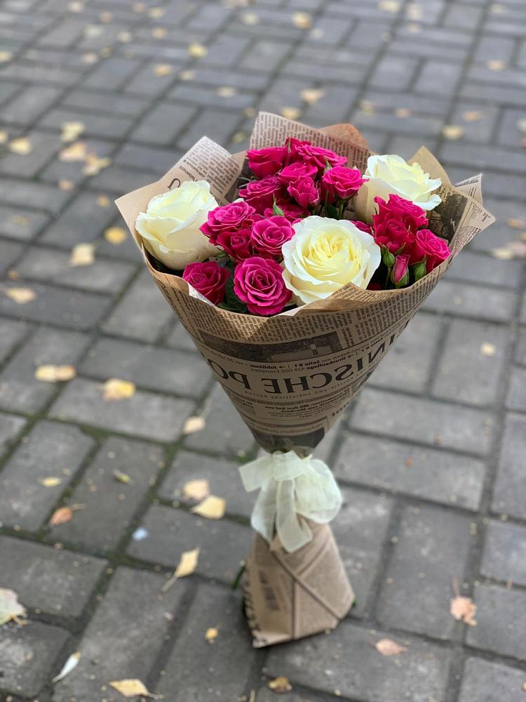 Букет цветов из: Розы в Рощино Новгородская область