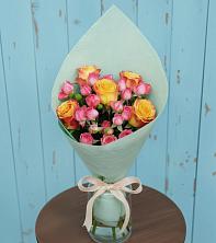 Букет цветов из:  Розы в Рощино Новгородская область