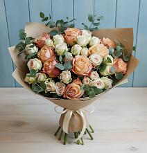 Букет цветов из:  Альстромерии и Розы в Рощино Новгородская область