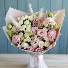 Букет цветов из:  Альстромерии и Розы в Рощино Новгородская область